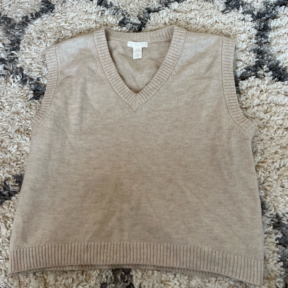 HM sweater vest